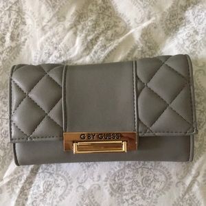 New guess wallet